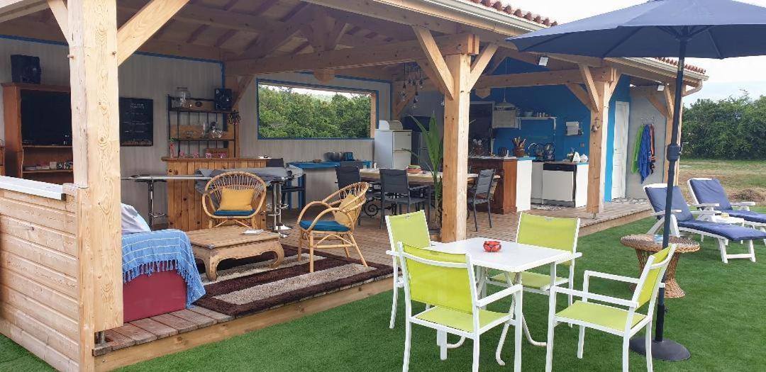 Les chalets Salinéens Salies-du-Salat Extérieur photo