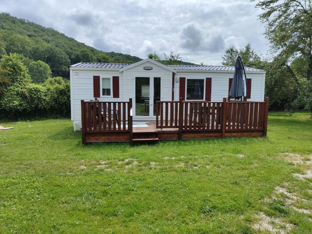 Les chalets Salinéens Salies-du-Salat Extérieur photo